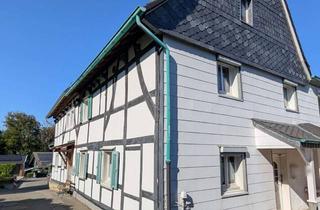 Haus kaufen in 42799 Leichlingen, Historisches Fachwerkhaus in Leichlingen