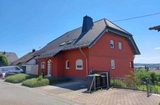Anlageobjekt in 66557 Illingen, Vielseitiges 3-Familienhaus in Uchtelfangen – 2 Wohnungen frei, ideal für Eigennutzer & Anleger