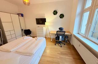 Immobilie mieten in Cauerstrasse 25, 10587 Charlottenburg, Ruhige TOP-Möblierte-Whg mit EBK + Duschbad!
