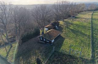 Immobilie mieten in 55743 Idar-Oberstein, Idyllische Ferienhütte mit großem Grundstück & Ausblick