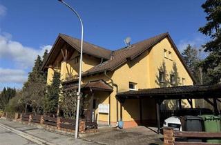 Wohnung mieten in 96487 Dörfles-Esbach, DÖRFLES ** ruhig gelegene 1 ZI DG Wohnung - Studio Style ** Carport **
