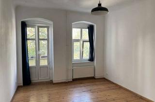 Wohnung kaufen in 12051 Neukölln, Provisionsfrei: 4-Zimmer-Altbauwohnung (104 qm) mit 2 Balkonen im Körnerkiez, Eigenbedarf möglich