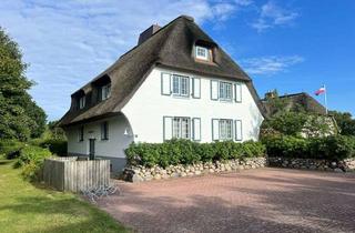 Wohnung kaufen in Bredland, 25938 Nieblum, Renovierte Dachgeschoss-Ferienwohnung in begehrter Insellage nahe Golfplatz