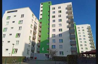 Wohnung kaufen in 63452 Hanau, Gepflegte 3-Zimmer-Wohnung mit Balkon und Außenstellplatz in Hanau-Lamboy