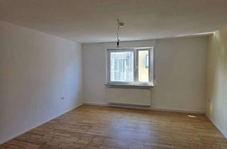 Wohnung mieten in Annastr. 26, 97072 Würzburg, Renovierte Altbauwohnung mit großem Balkon - nähe Ringpark!