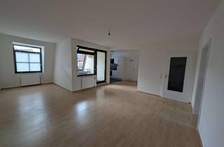 Wohnung mieten in Reutergäßchen, 67433 Neustadt, Moderne 2 Zimmer Wohnung mit Loggia und Aufzug