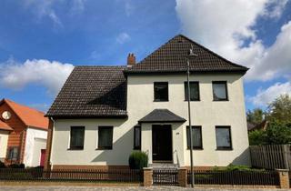 Haus kaufen in 38467 Bergfeld, 7-Zimmer-Haus mit Nebengebäuden für Gartenfreunde