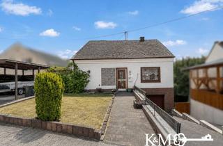 Einfamilienhaus kaufen in 56745 Volkesfeld, Viel Platz für die Familie: Einfamilienhaus mit Einliegerwohnung und großem Grundstück