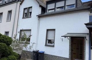 Haus kaufen in Wasserbilligerstraße 55, 54294 Zewen, Gelegenheit in Trier-Zewen, Wohnhaus mit Garten