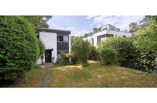 Haus kaufen in 82152 Planegg, Charmantes Reiheneckhaus: 4 Zimmer, Südseite mit Garten+Terrasse und großem Hobbyraum in Planegg