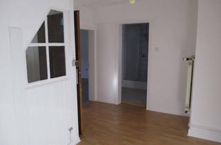 Anlageobjekt in Vorstadt Zum Garten 30, 61169 Friedberg, Mehrfamilienhaus 4 Wohnung nicht Denkmalschutz und 6 Stellplätzen.