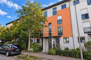 Wohnung kaufen in 60435 Preungesheim, Top!! Gepflegte 4-Zimmer-Maisonettewohnung mit Dachterrasse und TG-Stellplatz