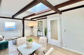 Wohnung kaufen in 23966 Altstadt, NEU: Renovierte Dachgeschosswohnung mit 3 Zimmern in Top-Altstadtlage von Wismar