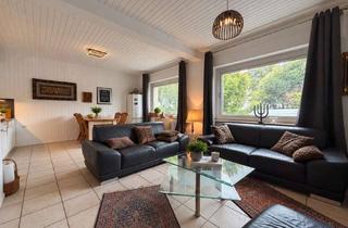 Wohnung kaufen in 44267 Berghofen, Wohnen im Dortmunder Süden - 2,5 Zimmer mit Terrasse und Garten