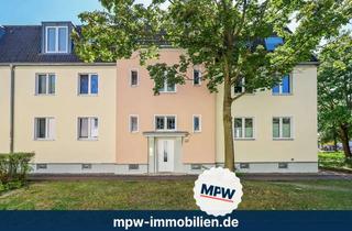 Wohnung kaufen in 12557 Köpenick, Wohnen mit Weitblick: vermietete Dachgeschossperle in Köpenick