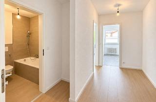 Wohnung kaufen in Fachfeldstraße 55, 60386 Fechenheim, Helle 2-Zimmer-Wohnung mit Balkon & Duplex-Stellplatz – modern renoviert