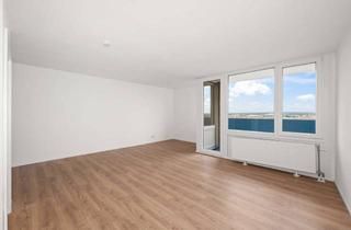 Wohnung kaufen in St. Johann, 91056 Alterlangen, Modernisierte 1-Zimmer-Wohnung im 18. OG