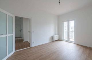 Wohnung kaufen in Simplonstraße 53, 10245 Friedrichshain, Neubaukomfort in ruhiger Innenhoflage: 2 Zimmer mit Balkon