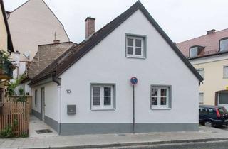 Wohnung kaufen in Obere Grasstraße 10, 81541 Obergiesing, Haus/Wohnung Obergiesing: Traditionshäuschen, voll saniert, von privat