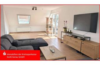 Wohnung kaufen in 64572 Büttelborn, Einziehen & Wohlfühlen! Helle 3 Zi.-Dachgeschosswohnung mit stilvoller Küche, Balkon & TG-Stellplatz