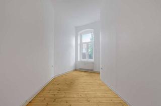 Wohnung kaufen in 10317 Lichtenberg, Stilvoll saniertes Altbauzuhause mit Stuck und modernem Energiekonzept