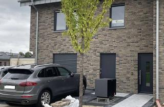 Wohnung mieten in Josef-Preussen-Ring 42, 52538 Gangelt, Schicke, helle einzugsfertige 3 Zi. Neubauwhg. im OG eines 2 Fam.-Hauses mit viel Charme.