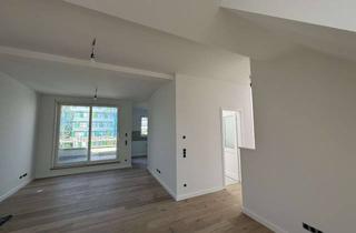 Wohnung mieten in Cherusker Str. 32, 10829 Schöneberg, Moderner Dachgeschoss Traum: Lichtdurchflutete 2-Zimmer-Wohnung mit großem Balkon