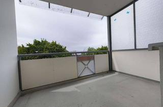 Wohnung mieten in Am Malzmühlenfeld 19, 39218 Schönebeck, Wir modernisieren für Sie eine 2-Zimmer-Wohnung mit großem Balkon