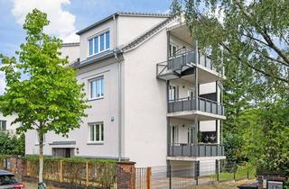 Wohnung mieten in 13053 Alt-Hohenschönhausen, Frisch saniert im Dachgeschoss mit Seenähe: Großzügige 4 Zimmer Wohnung mit flexibler Wohnküche