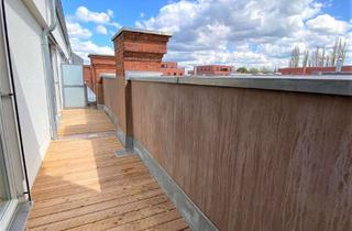 Wohnung mieten in Henriette-Lustig-Straße 14c, 12555 Köpenick, Direkt an der Spree – 2-Zimmer-DG mit großzügiger Süd-Terrasse, EBK, Abstellkammer & Badewanne!