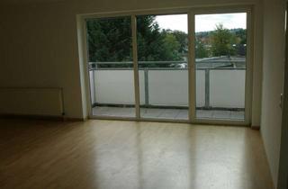 Wohnung mieten in Mindener Straße 21, 32545 Bad Oeynhausen, Wohnung mit moderner EBK + Balkon + 3. OG + Fahrstuhl