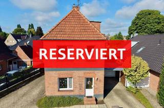 Haus kaufen in 48527 Nordhorn, Stilvolles Zweifamilienhaus mit Charme und Entwicklungspotenzial in Nordhorn-Bookholt