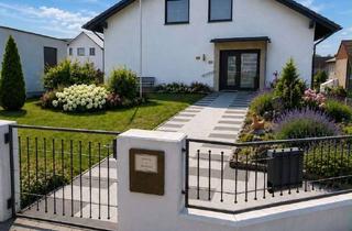 Haus kaufen in Holzmauerweg 13, 85120 Hepberg, ‼️Preishammer‼️3 Parteien Haus | 1374 m² Grundstück | in Hepberg