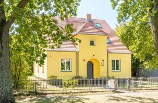 Villa kaufen in Am Schweizerhof, 14165 Zehlendorf, Charmante Villa auf ca. 1300 m² Filetgrundstück am Schweizerhofpark