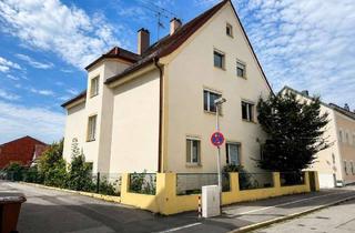 Villa kaufen in 94315 Straubing, Stadtvilla-Charme in Straubing – viel Raum für Wohnen, Arbeiten & eigene Ideen