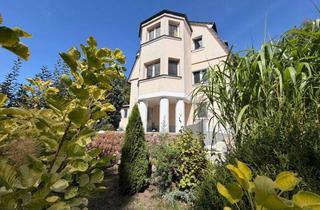 Villa kaufen in 96515 Sonneberg, Märchenhafte Villa mit Panoramablick - Historischer Charme am Schönberg