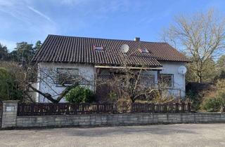 Haus kaufen in Birkenstraße, 76768 Berg, Berg: EFH mit Garage, Garten u. ausgebautem DG - Nutzung als 2-FH möglich