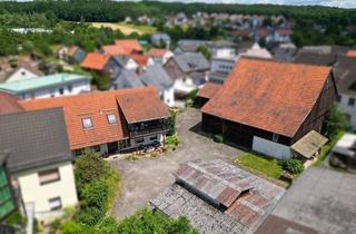 Haus kaufen in 96237 Ebersdorf, Zwei Häuser auf einem Grundstück - vielseitiges Anwesen mit großem Potenzial in Ebersdorf!