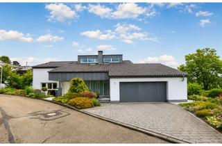 Villa kaufen in Habichtweg 36, 73230 Kirchheim, Villa mit Indoor Pool & außergewöhnlichem Gartenensemble – Kirchheim "Schafhof"