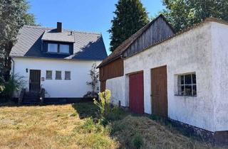 Haus kaufen in 95666 Leonberg, Sanierungsbedürftiges Wohnhaus mit großem Grundstück und vielfältigen Entwicklungsmöglichkeiten!