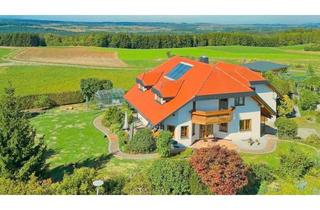 Haus kaufen in 79879 Wutach, Repräsentatives A+ Landhaus mit ELW auf parkähnlichem Grundstück