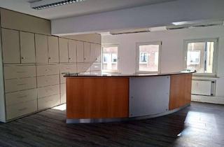 Büro zu mieten in Wüstenhöfer Str. 230, 45355 Borbeck-Mitte, Sofort startklar: 120 m² Büro-/Praxisetage in Bestlage Borbeck - nur 2 Gehminuten zu Markt & Bahnhof