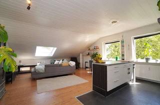 Wohnung kaufen in 32760 Detmold, Attraktive Eigentumswohnung im Vierparteienhaus in Detmold, Spork-Eichholz
