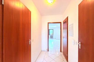 Wohnung kaufen in Haagstraße 34, 91054 Burgberg, Helle 2-Zimmer-Wohnung mit Westbalkon zwischen Innenstadt und Burgberg