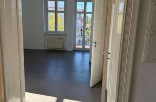 Wohnung mieten in Heinrich-Grüber-Straße 12, 12621 Kaulsdorf, 2,5-Zimmer-Wohnung mit Balkon in Hellersdorf