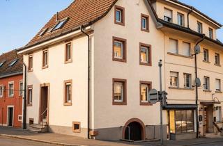 Haus kaufen in 79541 Lörrach, Attraktive Kapitalanlage mit 5% Rendite - WG-Konzept in Lörach