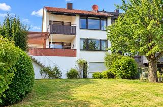 Doppelhaushälfte kaufen in 71334 Waiblingen, Doppelhaushälfte mit großem Garten, zwei Balkonen Garage in Top Lage von Waiblingen