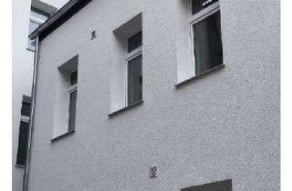 Mehrfamilienhaus kaufen in Schwertstr 66, 47799 Cracau, Attraktives Anlageobjekt: Mehrfamilienhaus in Krefeld-Stadtmitte