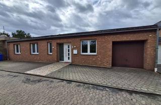 Haus mieten in 41464 Neuss, Charmanter Bungalow mit Garten und Garage im Stadionviertel