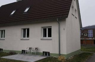 Haus mieten in Rathenaustraße, 73312 Geislingen, Modernisierte 4-Zimmer-Doppelhaushälfte mit EBK in Geislingen an der Steige, Geislingen